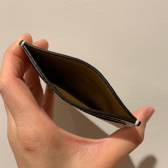 NWT COACH MARVEL CARD CASE WITH CAROL DANVERS - Picture 3 of 3